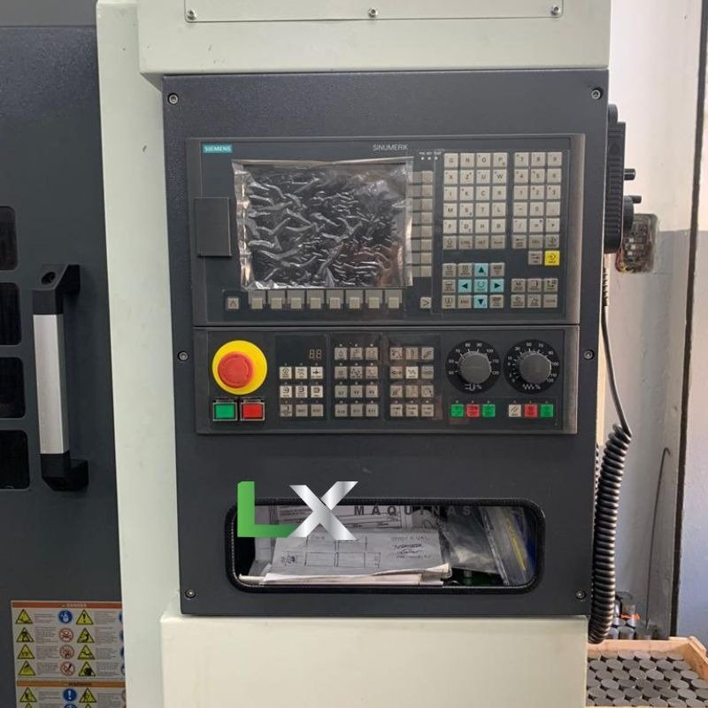 CENTRO DE TORNEAMENTO ZMAT FL400 SIEMENS COM FERRAMENTA ACIONADA