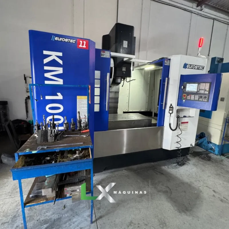 CENTRO DE USINAGEM CNC EUROSTEC KM1000L - ANO 2022 (1)