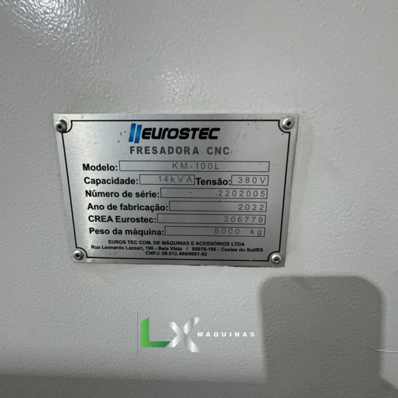 CENTRO DE USINAGEM CNC EUROSTEC KM1000L - ANO 2022 (2)