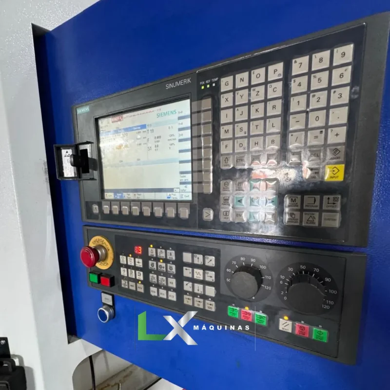 CENTRO DE USINAGEM CNC EUROSTEC KM1000L - ANO 2022 (9)