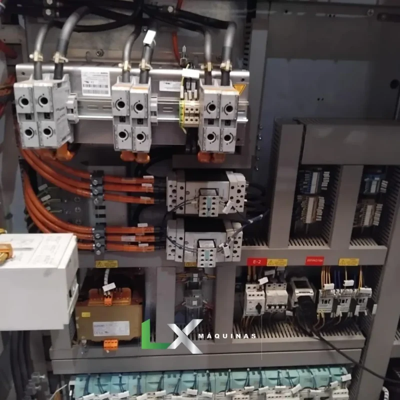 CENTRO DE USINAGEM CNC GROB G550 AB 5 EIXOS -SIEMENS - 2013 (12)