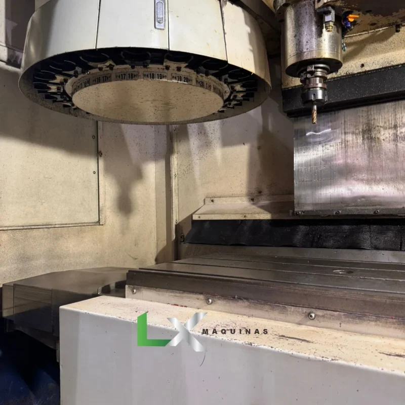 CENTRO DE USINAGEM DAEWOO DOOSAN DMV3016Ld FANUC - 2005 (2)