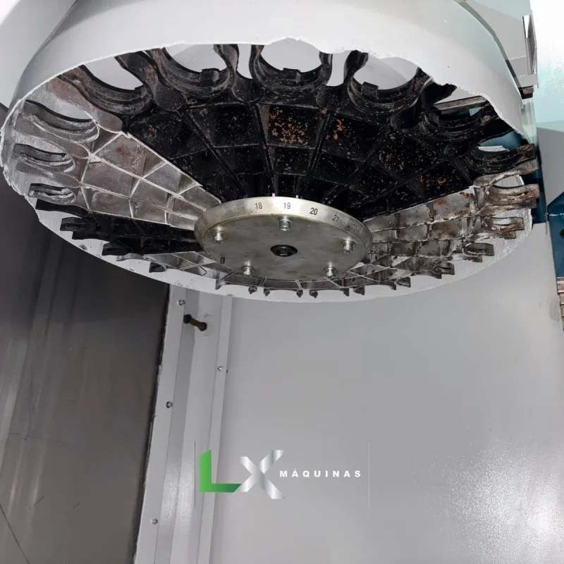 CENTRO DE USINAGEM DISCOVERY 4022 - MACH 9 - ANO 1999 (4)