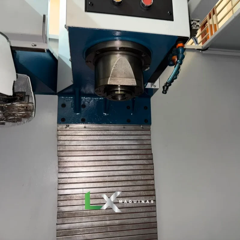 CENTRO DE USINAGEM DISCOVERY 4022 - MACH 9 - ANO 1999 (5)