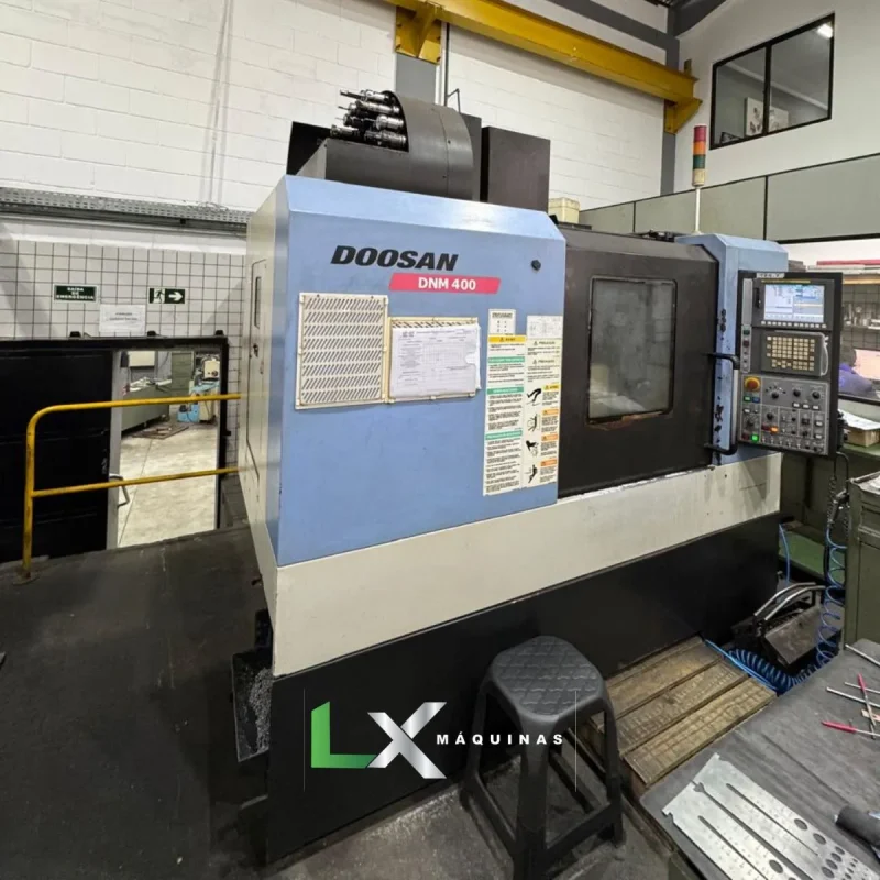 CENTRO DE USINAGEM DOOSAN DNM 400 -FANUC -2010 (3)