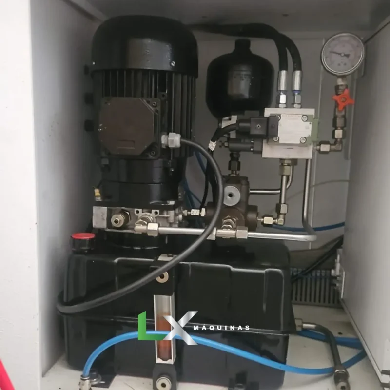 CENTRO DE USINAGEM FAMUP MCX 700 RETROFIT SIEMENS (6)