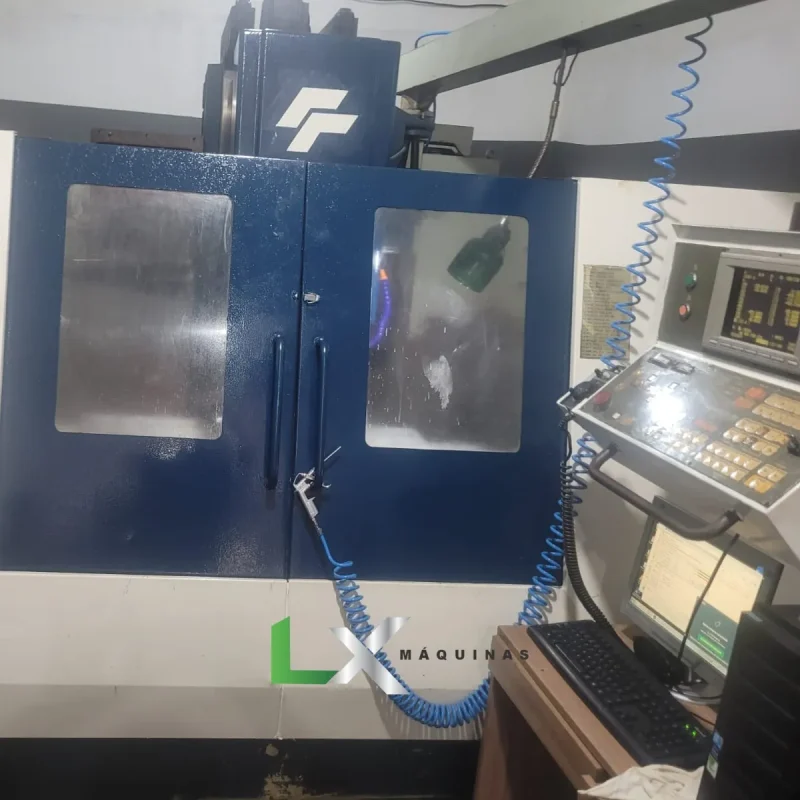 CENTRO DE USINAGEM FEELER FV1000 - ANO 1997 (1)