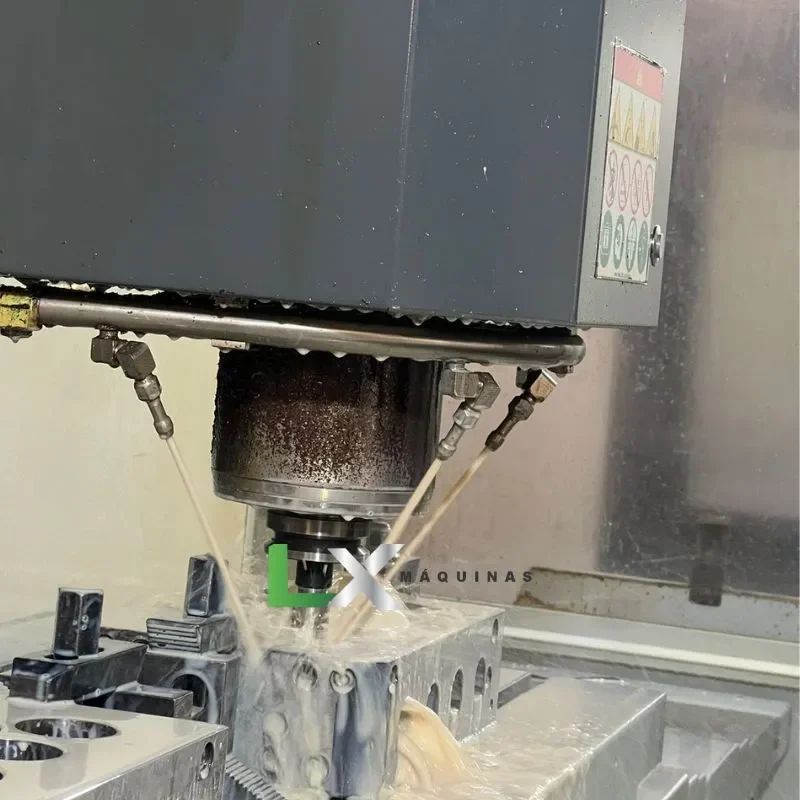 CENTRO DE USINAGEM HAAS VF-4 SE ANO 2019 (5)