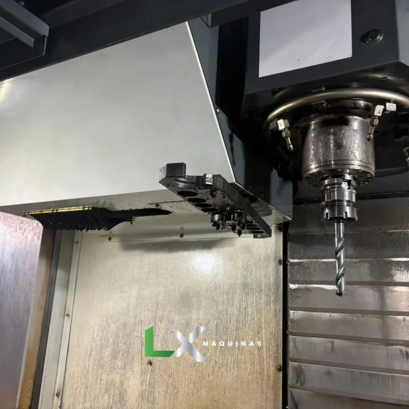 CENTRO DE USINAGEM HAAS VF2S - 760 X 406 X 508 MM - ANO 2020 (4)