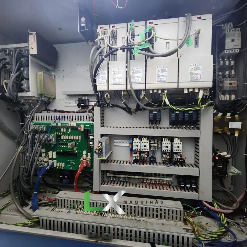 CENTRO DE USINAGEM MAZAK FJV 25 - COM 4 EIXO (12)_11zon