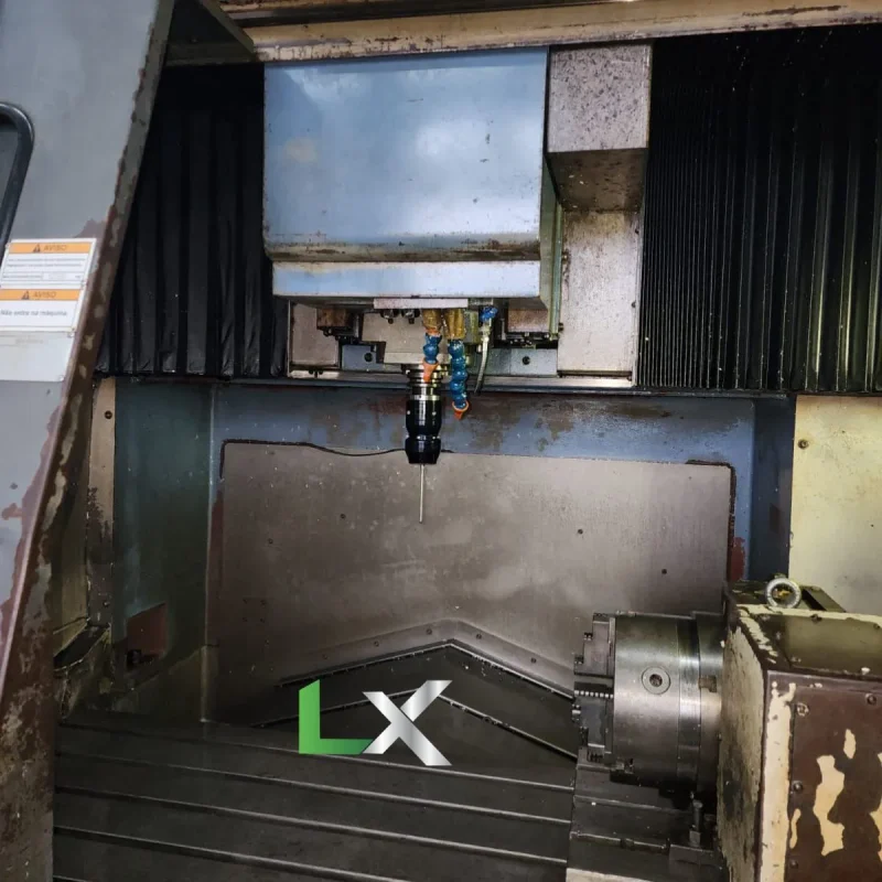 CENTRO DE USINAGEM MAZAK FJV 25 - COM 4 EIXO (2)_11zon