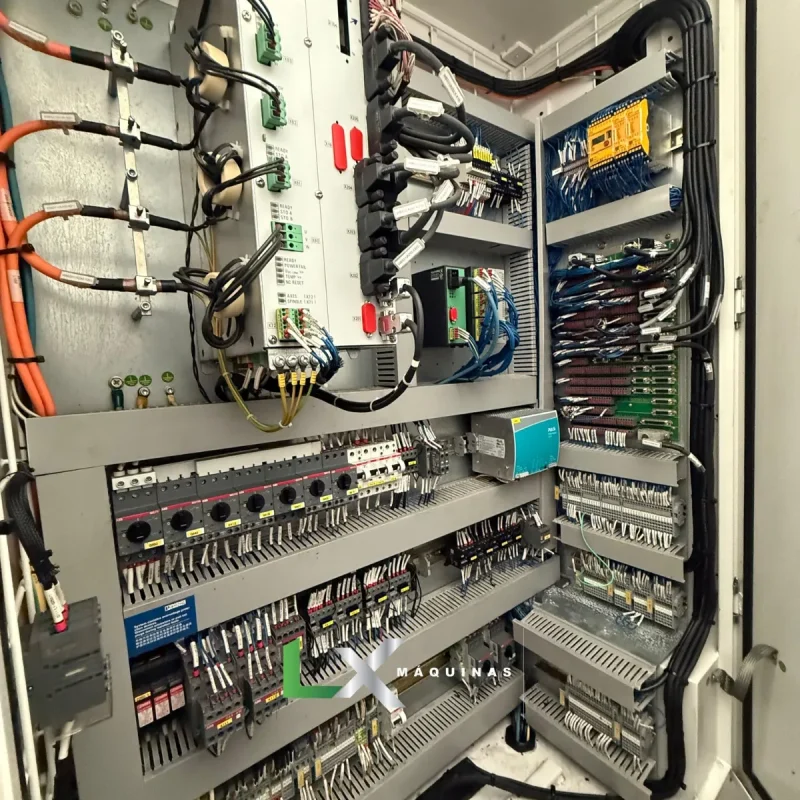 CENTRO DE USINAGEM MIKRON HEM1200 - HEIDENHAIN - ANO 2015 (5)