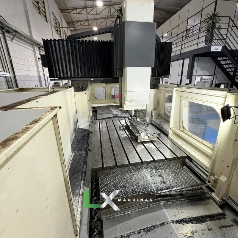 CENTRO DE USINAGEM PORTAL HARTFORD HEP2150 - MITSUBISHI - ANO 2011 (2)