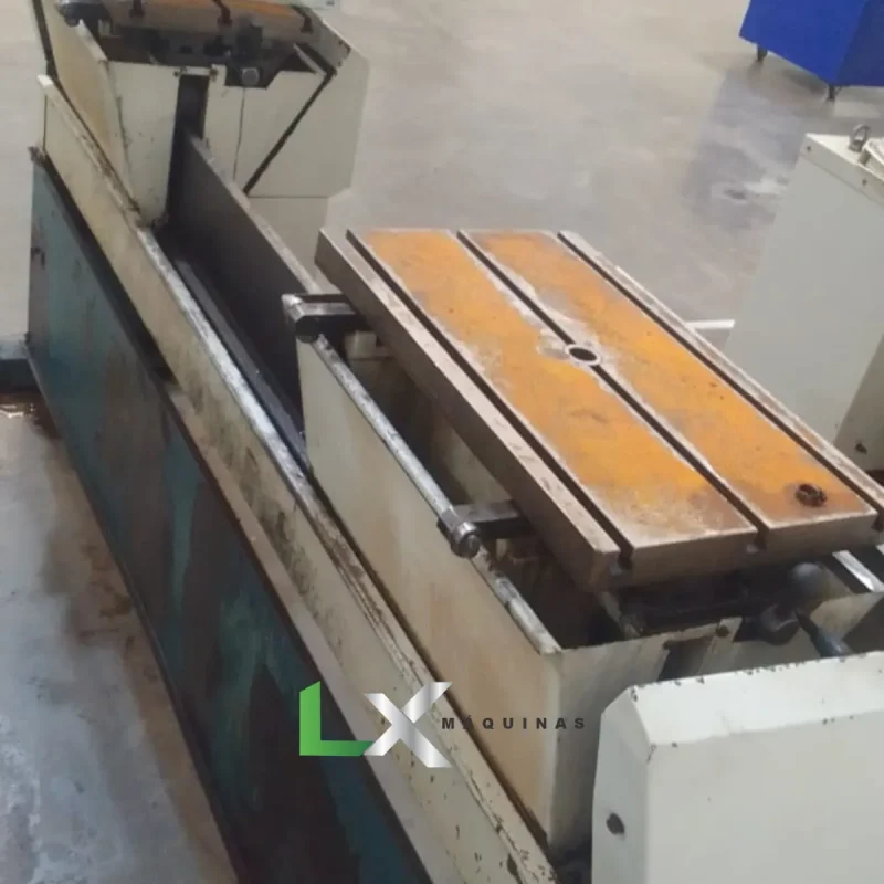 CENTRO DE USINAGEM ROMI BRIDGEPORT D760 – SIEMENS – COM TROCADOR DE PALETES (3)