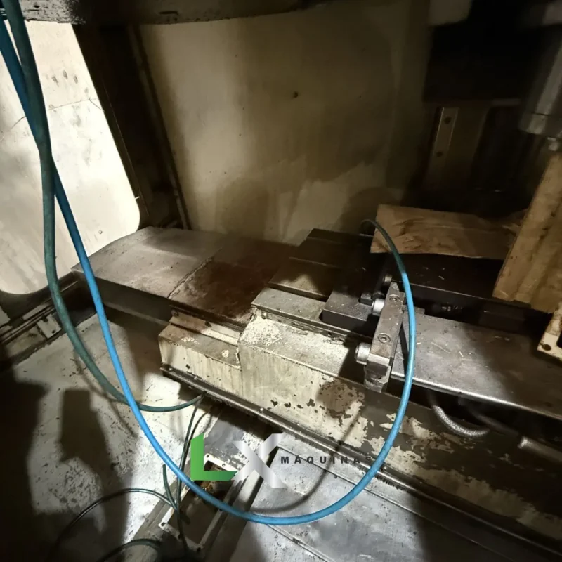 CENTRO DE USINAGEM ROMI BRIDGEPORT D760 – SIEMENS – COM TROCADOR DE PALETES (6)