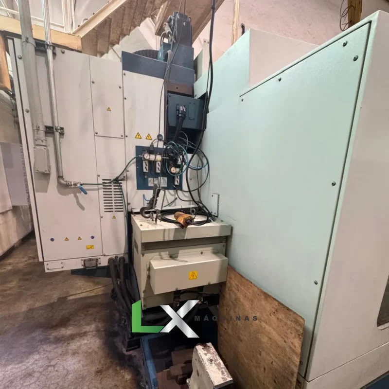 CENTRO DE USINAGEM ROMI COM 4° EIXO 2007 (7)