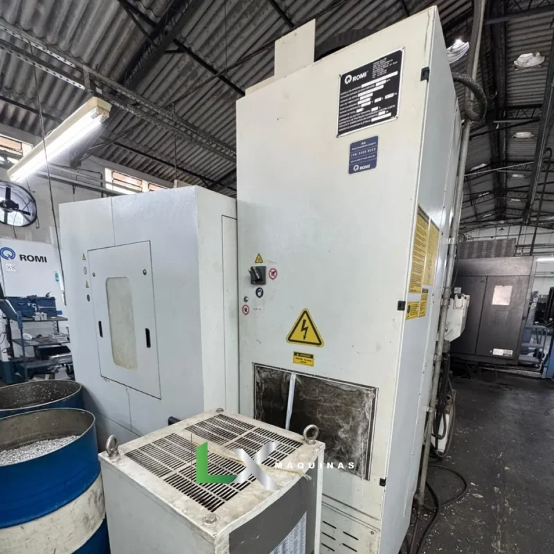CENTRO DE USINAGEM ROMI D100 AP- 2014 (6)