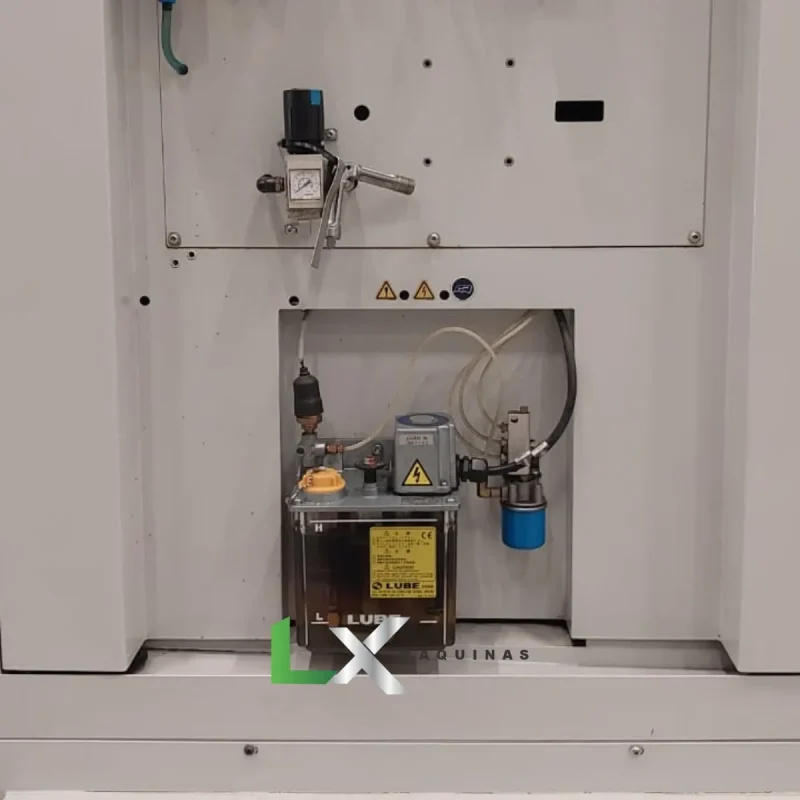 CENTRO DE USINAGEM ROMI D1250 FANUC COM 4 EIXO - ANO 2022 (3)