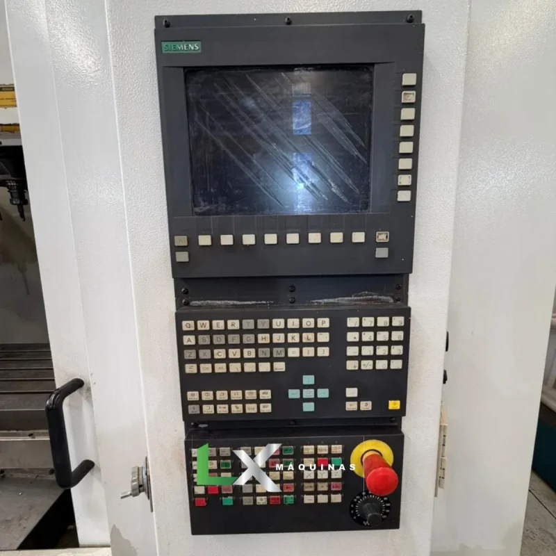 CENTRO DE USINAGEM ROMI D1250 – SIEMENS - BEM CONSERVADO (2)