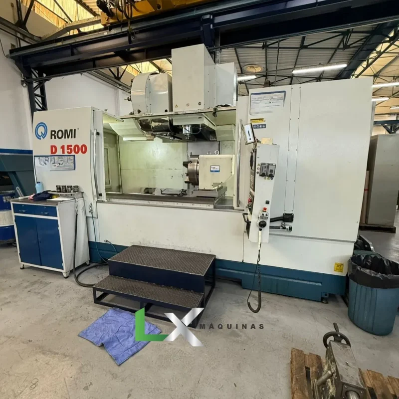 CENTRO DE USINAGEM ROMI D1500 COM 4 EIXO SIEMENS - ANO 2011 (11)