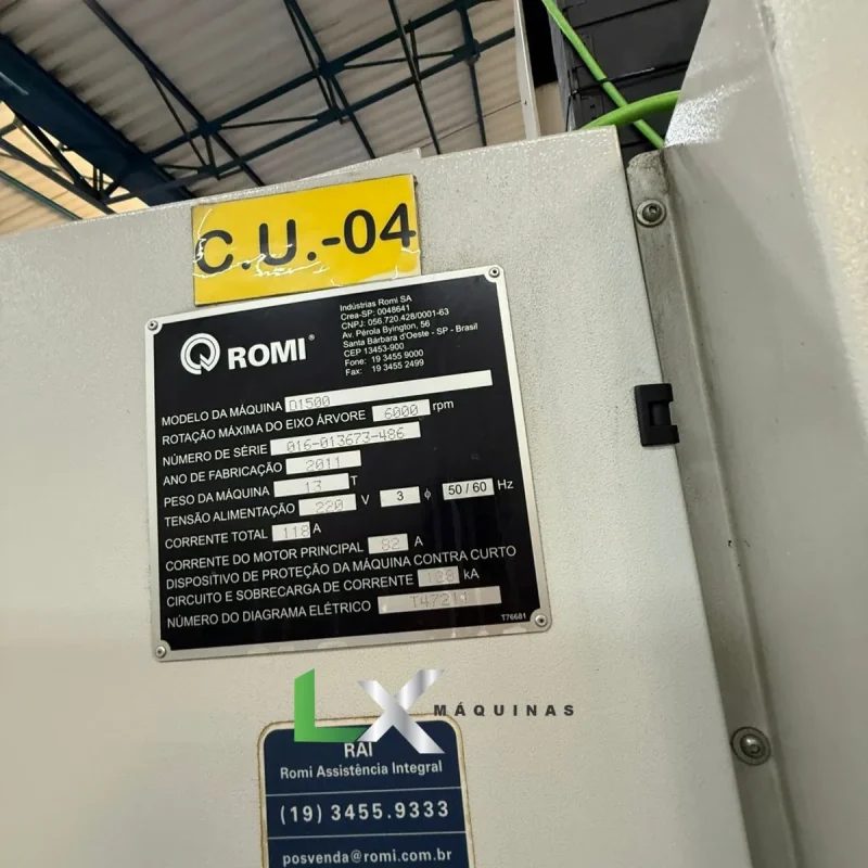 CENTRO DE USINAGEM ROMI D1500 COM 4 EIXO SIEMENS - ANO 2011 (2)