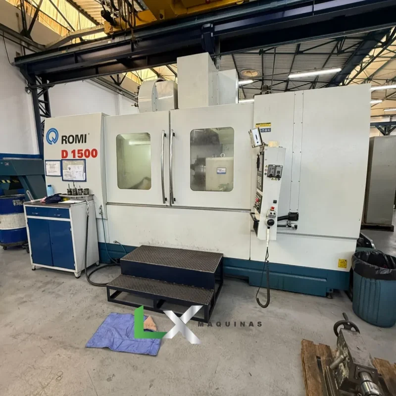 CENTRO DE USINAGEM ROMI D1500 COM 4 EIXO SIEMENS - ANO 2011 (4)