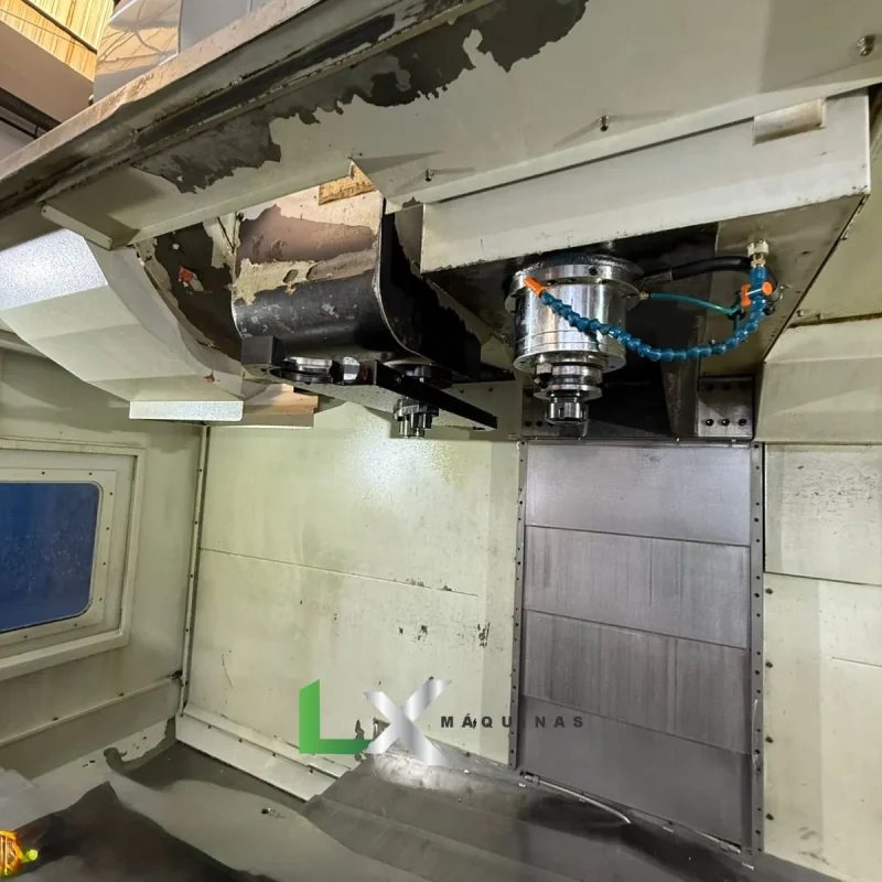 CENTRO DE USINAGEM ROMI D1500 COM 4 EIXO SIEMENS - ANO 2011 (5)