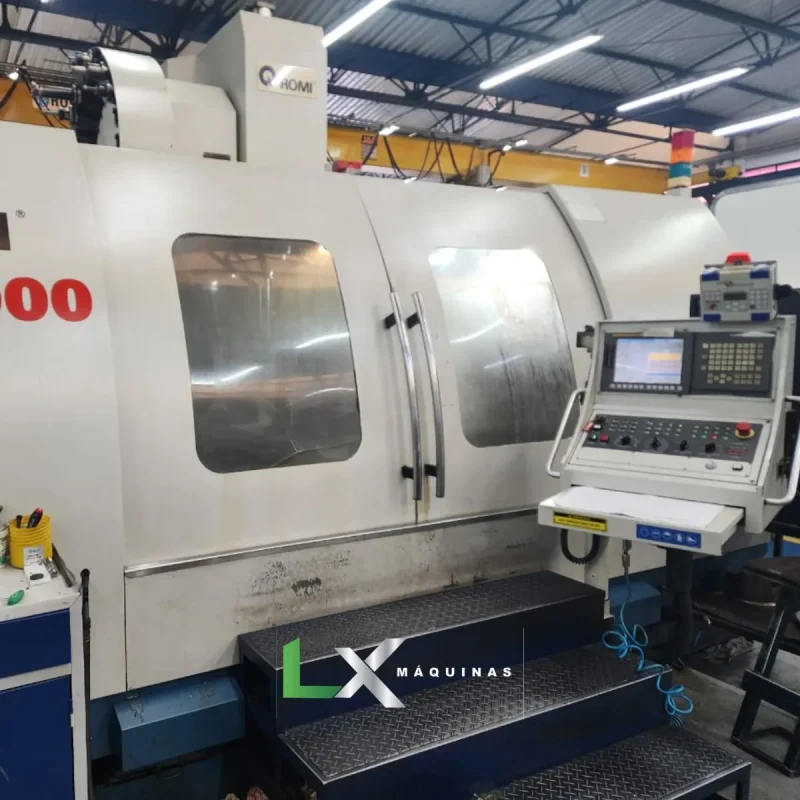 CENTRO DE USINAGEM ROMI D2000 COM 4 EIXO - FANUC - ANO 2012 (4)