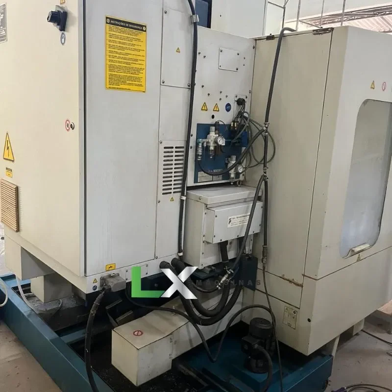 CENTRO DE USINAGEM ROMI D560 COM 4ºEIXO – SIEMENS - 2004 (8)
