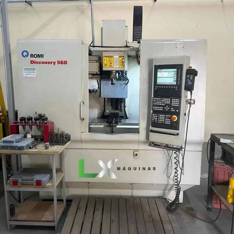 CENTRO DE USINAGEM ROMI D560 COM 4ºEIXO – SIEMENS - 2004 (9)