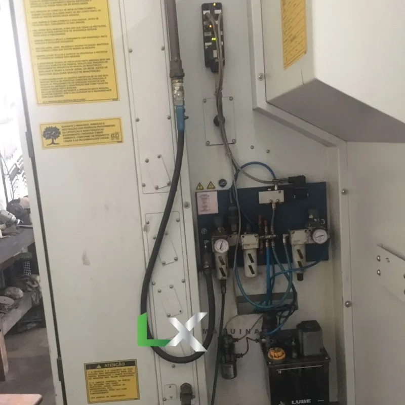 CENTRO DE USINAGEM ROMI D600 - 10.000 RPM - ANO 2011 (4)