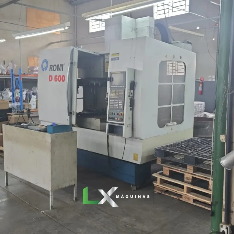 CENTRO DE USINAGEM ROMI D600 - 400 HORAS - FANUC - ANO 2012 (3)