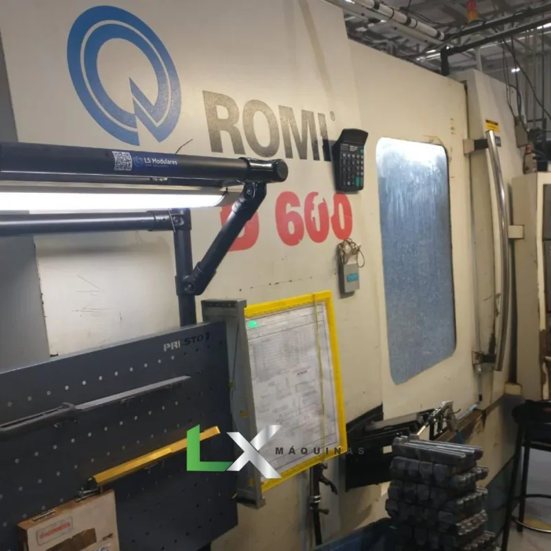 CENTRO DE USINAGEM ROMI D600 FANUC - 2008 (1)