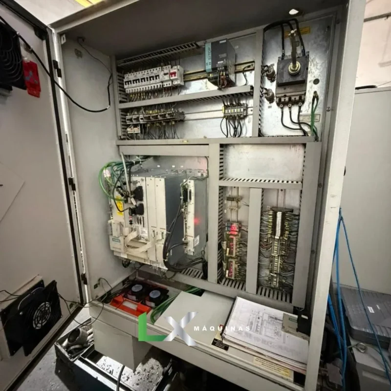 CENTRO DE USINAGEM ROMI D760 - DRIVES REVISADOS - ANO 2001 (4)_11zon
