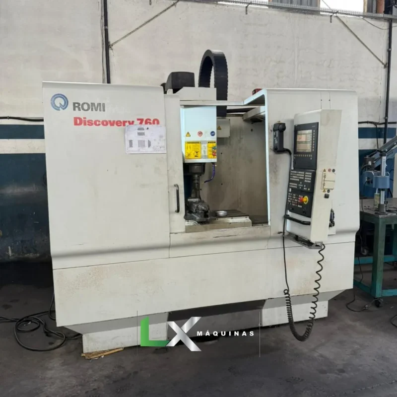 CENTRO DE USINAGEM ROMI D760 SIEMENS - ANO 2004 (1)