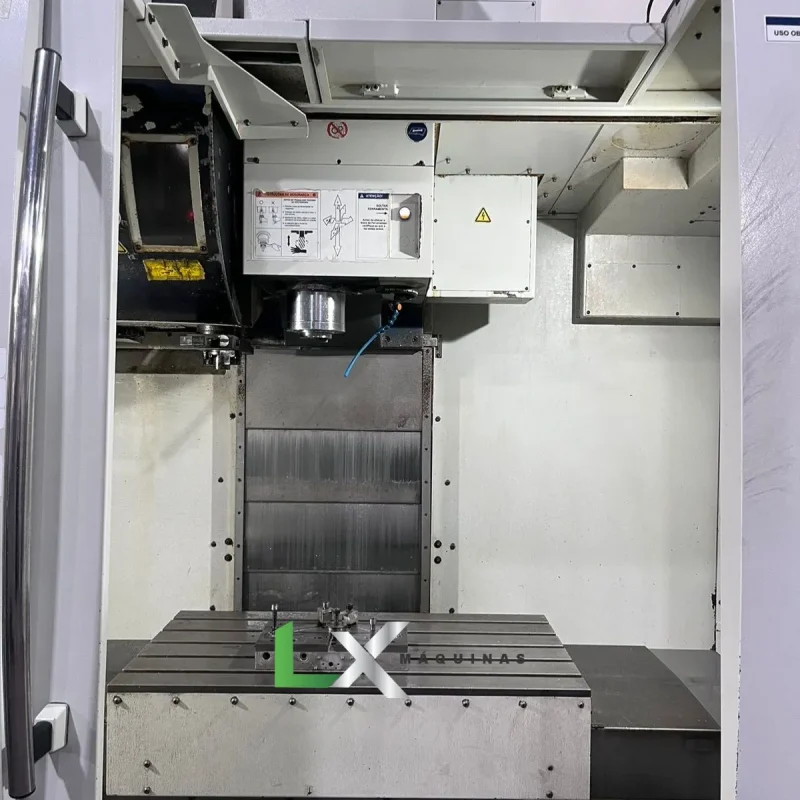 CENTRO DE USINAGEM ROMI D800 - SIEMENS 828D - ANO 2015 (13)