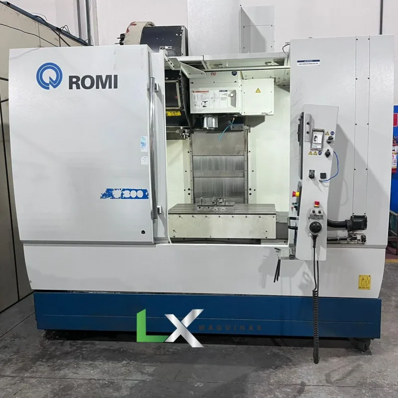 CENTRO DE USINAGEM ROMI D800 - SIEMENS 828D - ANO 2015 (2)