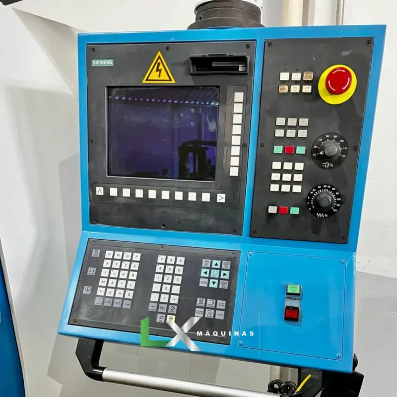 CENTRO DE USINAGEM VEKER CVK 1000 -SIEMENS - 2006 (3)