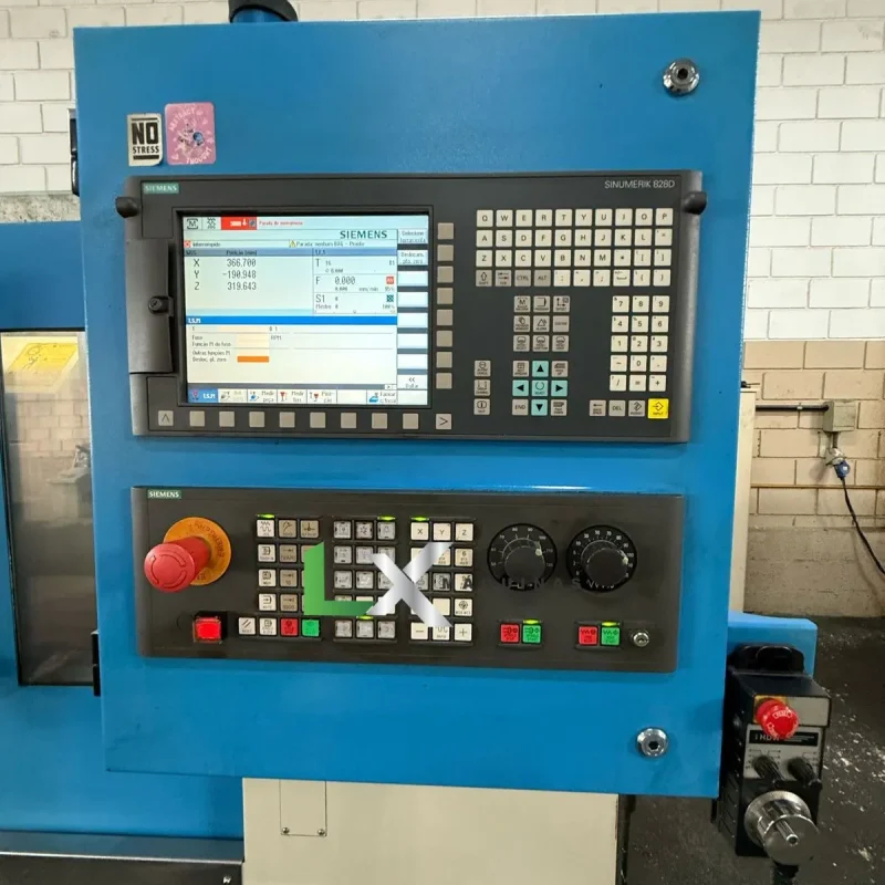 CENTRO DE USINAGEM VEKER MV760ECO SIEMENS 828D - 12.000 RPM - ANO 2012 (4)