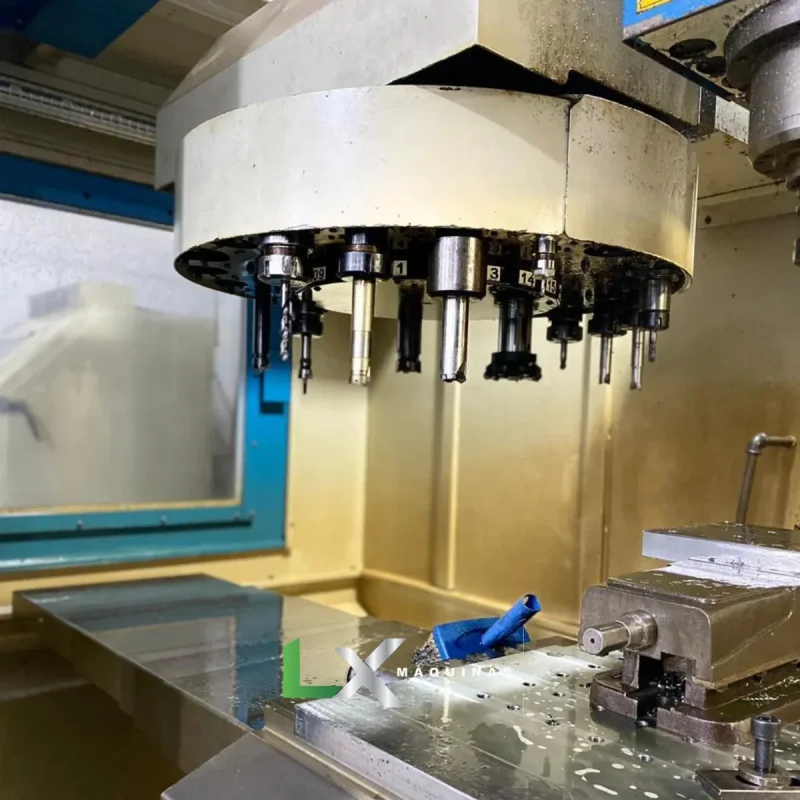 CENTRO DE USINAGEM VEKER MVK1000 - 2009 (5)