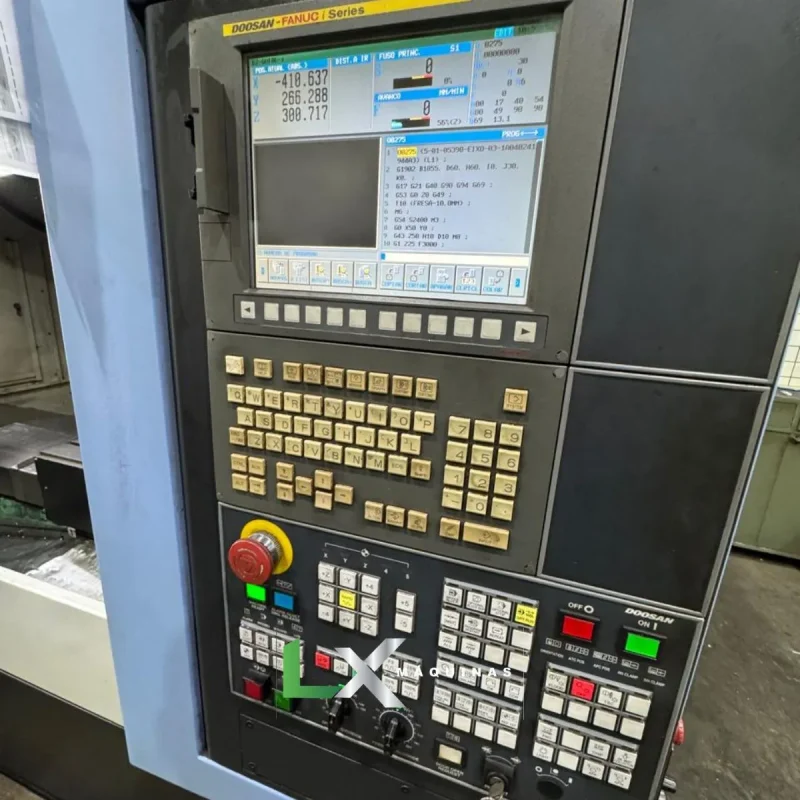CENTRO DE USINAGEM VERTICAL DOOSAN DNM 500 - FANUC - 2013 (7)