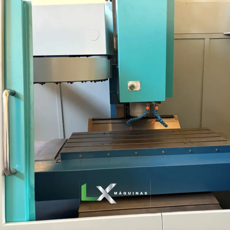 CENTRO DE USINAGEM VERTICAL FEELER FV1000 – MITSUBISHI - 2003 (5)