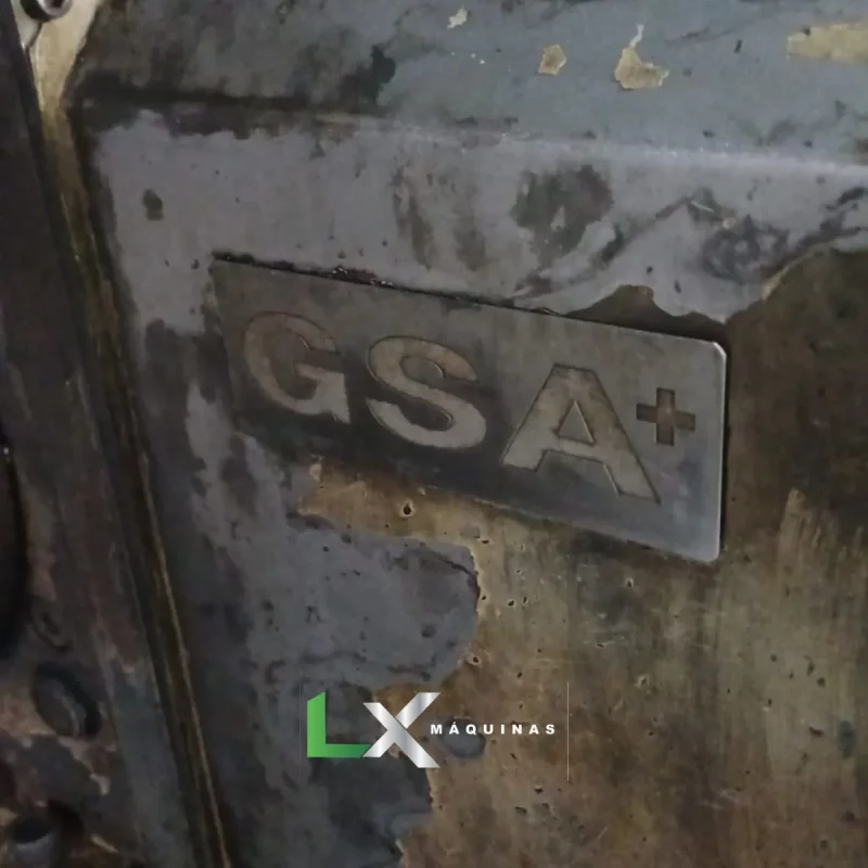 CENTRO DE USINAGEM VERTICAL HARTFORD LG1000 COM 4 EIXO - ANO 2017 (3)