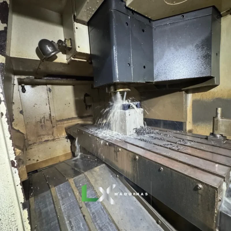 CENTRO DE USINAGEM VERTICAL MAZAK NEXUS 510C II - 2008 (3)