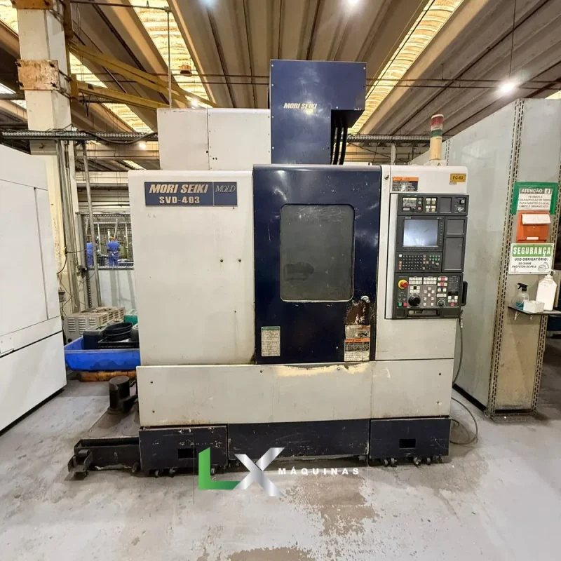 CENTRO DE USINAGEM VERTICAL MORI SEIKI SVD403 - 600 X 430 X 460 MM - ANO 2001 (4)