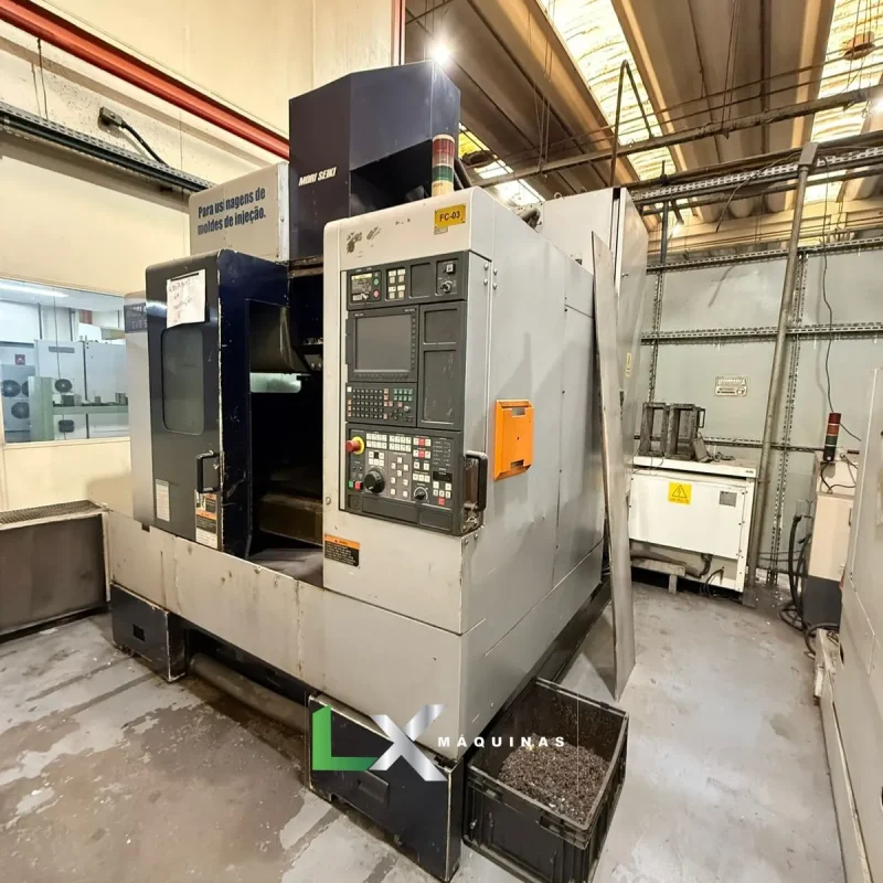 CENTRO DE USINAGEM VERTICAL MORI SEIKI SVD503 – ANO 2001 (4)