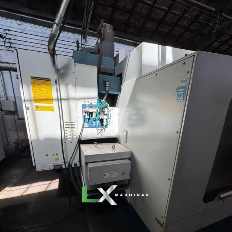 CENTRO DE USINAGEM VERTICAL ROMI 1250 COM 4º EIXO - ANO 2006 (7)