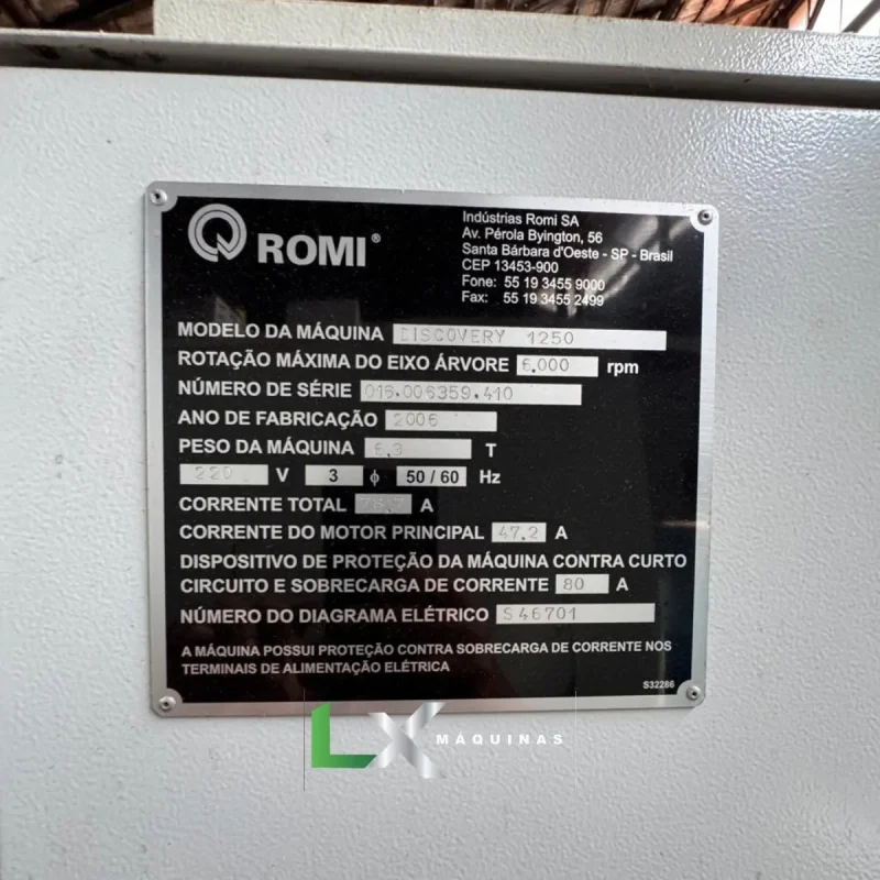 CENTRO DE USINAGEM VERTICAL ROMI 1250 COM 4º EIXO - ANO 2006 (9)