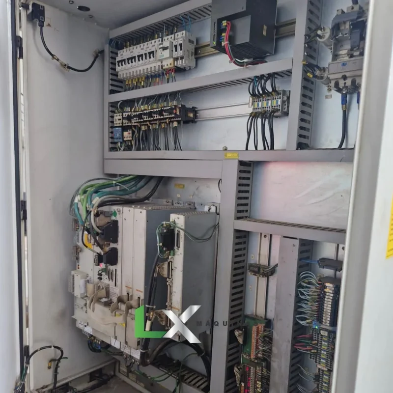 CENTRO DE USINAGEM VERTICAL ROMI BRIDGEPORT D760 – SIEMENS (7)
