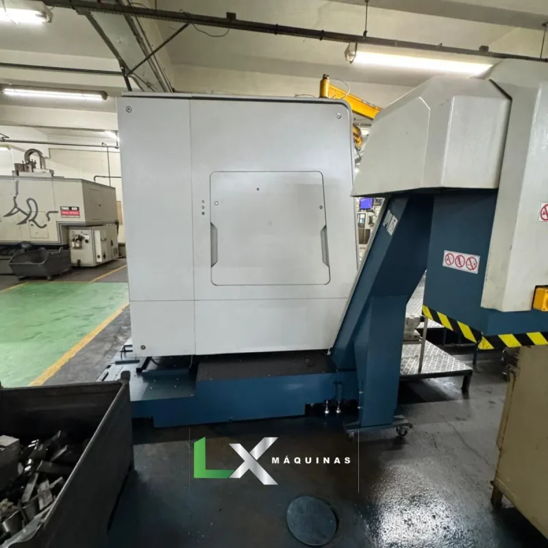 CENTRO DE USINAGEM VERTICAL ROMI D1250 COM 4º EIXO - FANUC - 2024 (12)